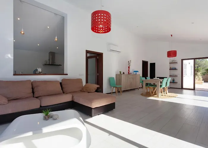 Son Veri Vell Vila *